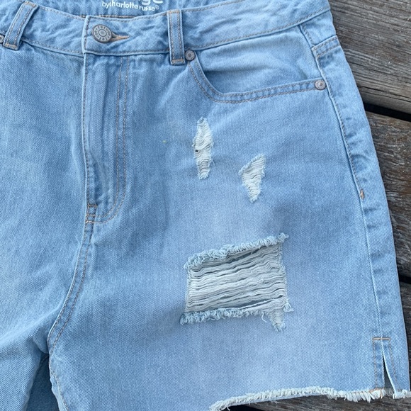 Charlotte Russe Refuge Distressed Denim Mom Shorts - Picture 2 of 5